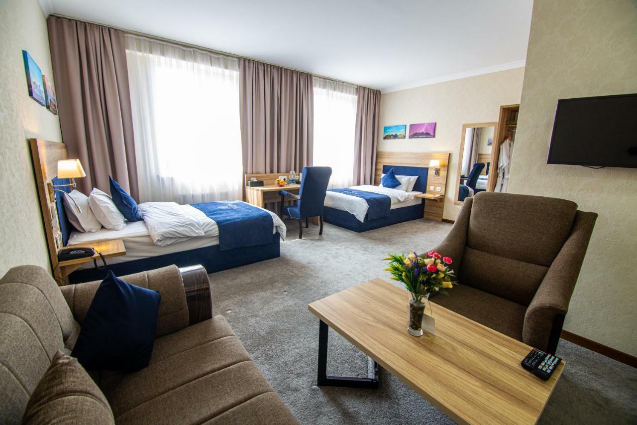 Rayan Hotel Och Extérieur photo